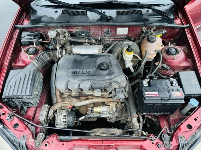 Червоний Деу Сенс, об'ємом двигуна 1.3 л та пробігом 307 тис. км за 1200 $, фото 6 на Automoto.ua