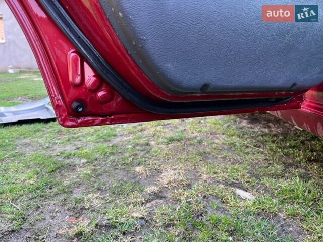 Червоний Деу Сенс, об'ємом двигуна 1.3 л та пробігом 149 тис. км за 2000 $, фото 7 на Automoto.ua
