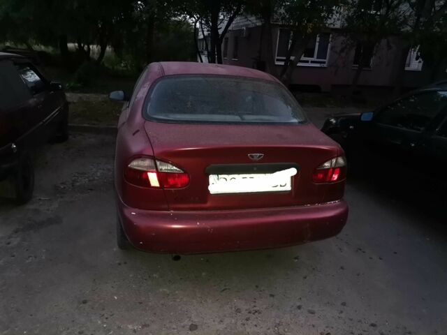 Червоний Деу Сенс, об'ємом двигуна 1.5 л та пробігом 202 тис. км за 1419 $, фото 3 на Automoto.ua