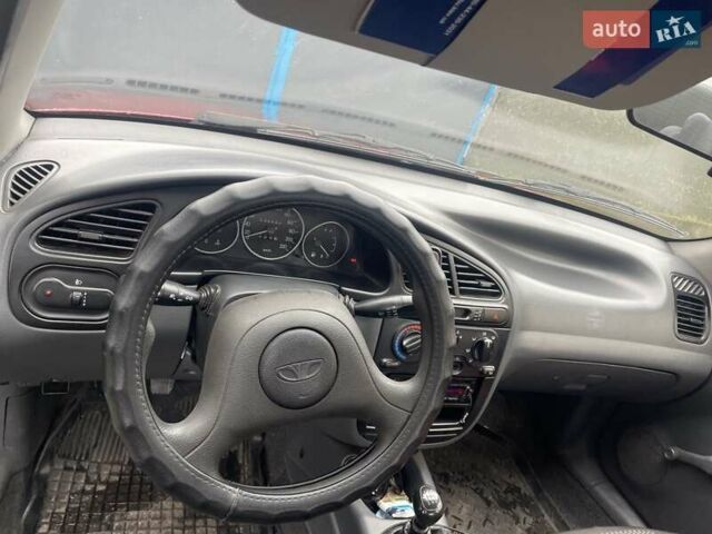 Красный Дэу Сенс, объемом двигателя 1.3 л и пробегом 174 тыс. км за 2300 $, фото 7 на Automoto.ua