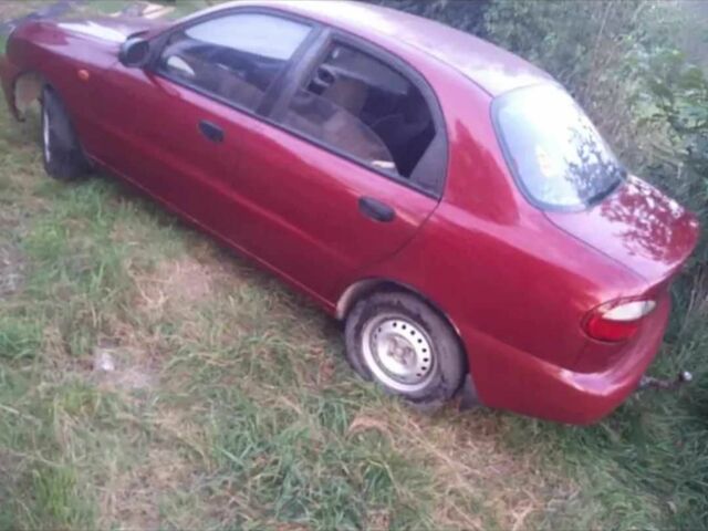 Червоний Деу Сенс, об'ємом двигуна 1.3 л та пробігом 300 тис. км за 1500 $, фото 2 на Automoto.ua