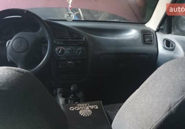 Красный Дэу Сенс, объемом двигателя 1.3 л и пробегом 220 тыс. км за 1892 $, фото 6 на Automoto.ua