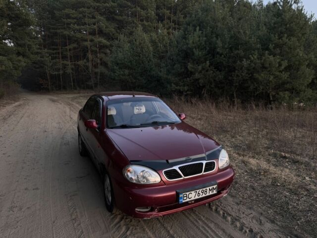 Красный Дэу Сенс, объемом двигателя 1.5 л и пробегом 390 тыс. км за 2100 $, фото 1 на Automoto.ua