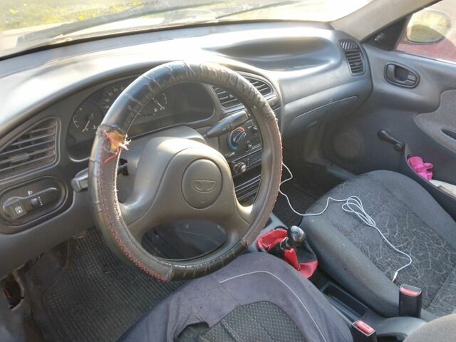 Червоний Деу Сенс, об'ємом двигуна 1.3 л та пробігом 432 тис. км за 1200 $, фото 4 на Automoto.ua