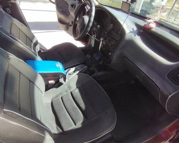 Червоний Деу Сенс, об'ємом двигуна 1.3 л та пробігом 228 тис. км за 1600 $, фото 4 на Automoto.ua