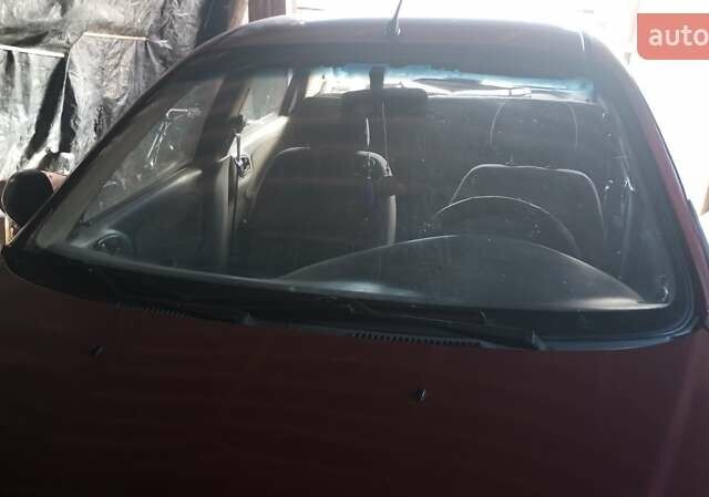 Красный Дэу Сенс, объемом двигателя 1.3 л и пробегом 220 тыс. км за 1892 $, фото 4 на Automoto.ua