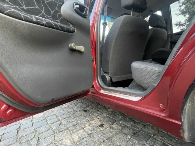 Червоний Деу Сенс, об'ємом двигуна 1.3 л та пробігом 166 тис. км за 2100 $, фото 8 на Automoto.ua