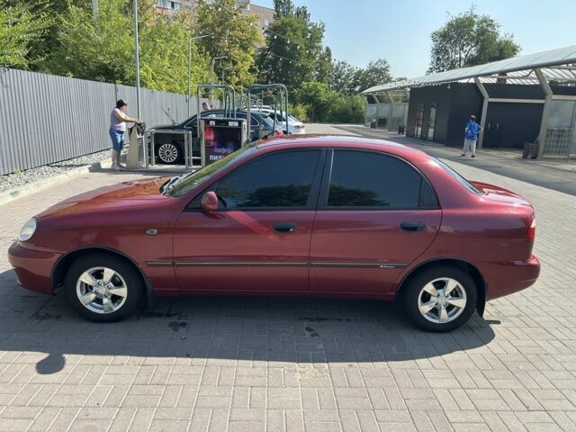 Красный Дэу Сенс, объемом двигателя 1.5 л и пробегом 175 тыс. км за 3600 $, фото 1 на Automoto.ua