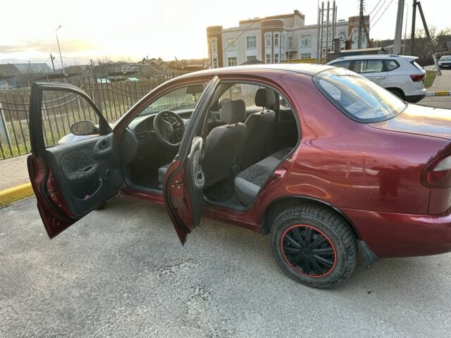 Красный Дэу Сенс, объемом двигателя 1.3 л и пробегом 200 тыс. км за 1900 $, фото 6 на Automoto.ua