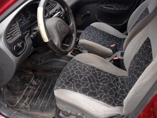 Красный Дэу Сенс, объемом двигателя 1.3 л и пробегом 110 тыс. км за 2500 $, фото 6 на Automoto.ua