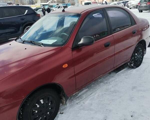Красный Дэу Сенс, объемом двигателя 1.5 л и пробегом 192 тыс. км за 2500 $, фото 1 на Automoto.ua