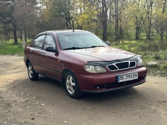 Червоний Деу Сенс, об'ємом двигуна 1.5 л та пробігом 250 тис. км за 2500 $, фото 1 на Automoto.ua