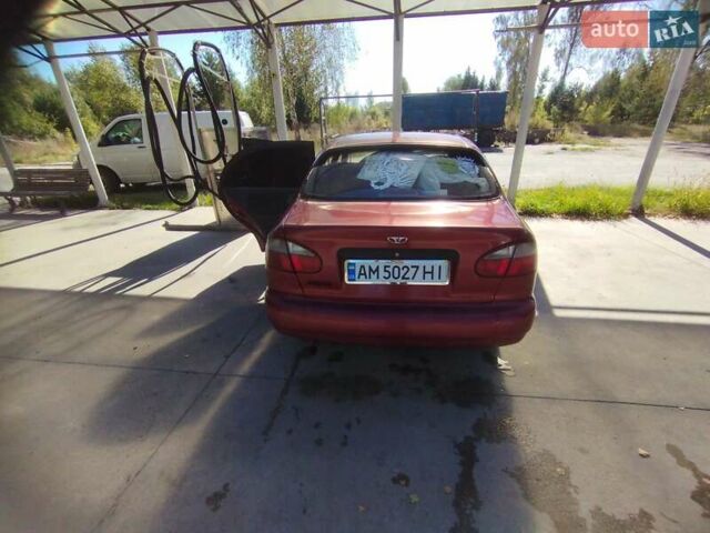 Красный Дэу Сенс, объемом двигателя 1.3 л и пробегом 228 тыс. км за 1800 $, фото 1 на Automoto.ua