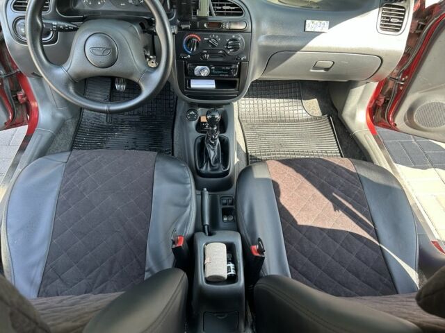Красный Дэу Сенс, объемом двигателя 1.5 л и пробегом 175 тыс. км за 3600 $, фото 4 на Automoto.ua