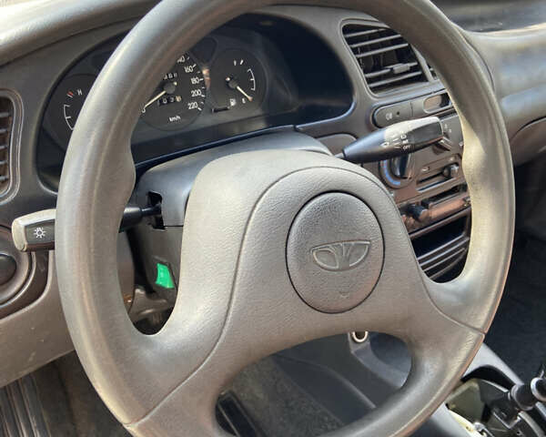 Красный Дэу Сенс, объемом двигателя 1.3 л и пробегом 223 тыс. км за 1900 $, фото 16 на Automoto.ua
