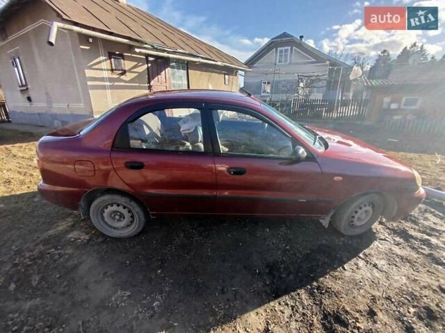Красный Дэу Сенс, объемом двигателя 1.3 л и пробегом 192 тыс. км за 2000 $, фото 1 на Automoto.ua
