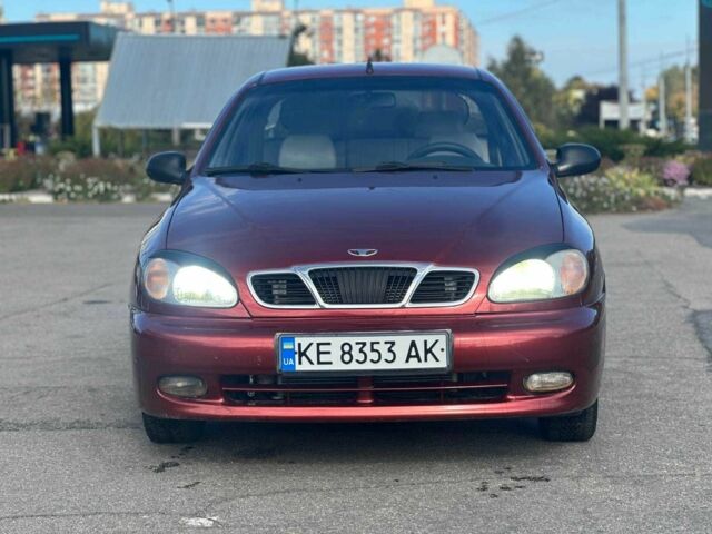 Дэу Сенс 2004 в Днепре (Днепропетровске) на Automoto.ua Красный Дэу Сенс, объемом двигателя 1.6 л и пробегом 219 тыс. км за 2900 $, фото 1 на Automoto.ua