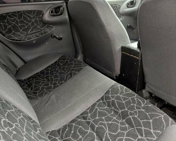 Красный Дэу Сенс, объемом двигателя 1.3 л и пробегом 236 тыс. км за 2200 $, фото 8 на Automoto.ua