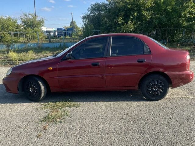 Красный Дэу Сенс, объемом двигателя 1.5 л и пробегом 265 тыс. км за 1450 $, фото 1 на Automoto.ua