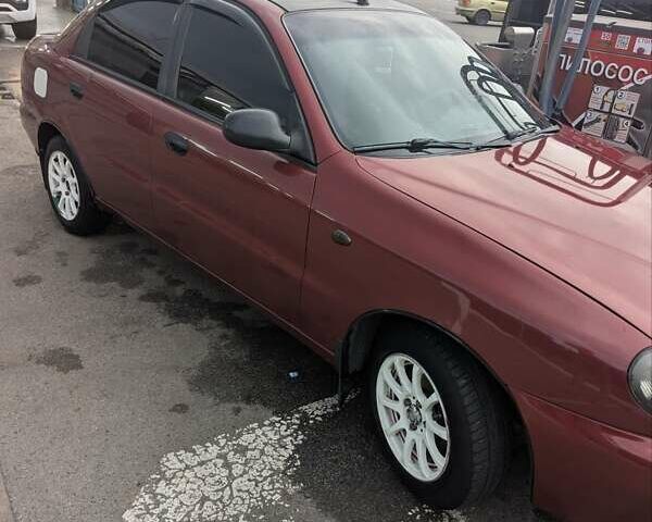 Красный Дэу Сенс, объемом двигателя 1.3 л и пробегом 236 тыс. км за 2200 $, фото 3 на Automoto.ua