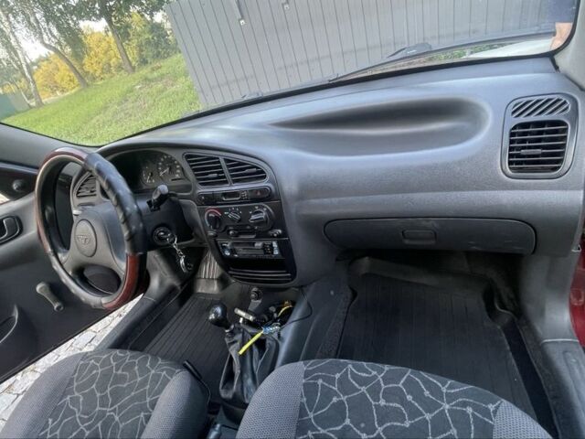 Червоний Деу Сенс, об'ємом двигуна 1.3 л та пробігом 166 тис. км за 2100 $, фото 7 на Automoto.ua