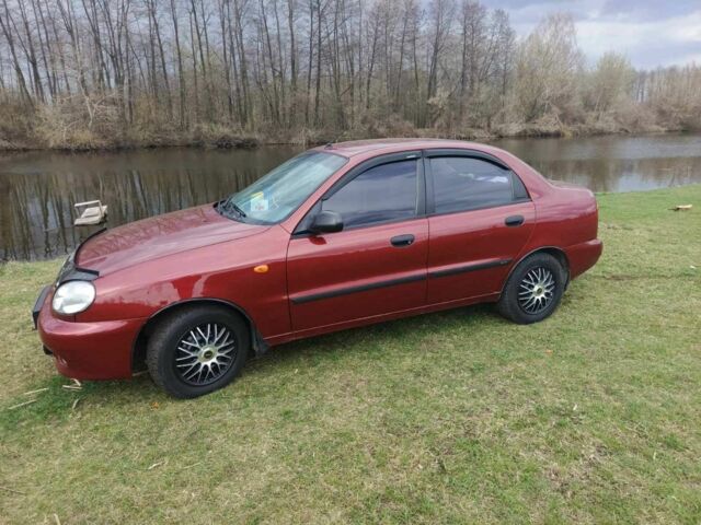 Красный Дэу Сенс, объемом двигателя 1.5 л и пробегом 199 тыс. км за 2600 $, фото 2 на Automoto.ua