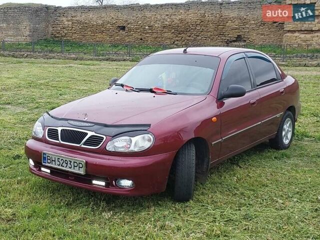 Красный Дэу Сенс, объемом двигателя 1.3 л и пробегом 185 тыс. км за 2650 $, фото 1 на Automoto.ua