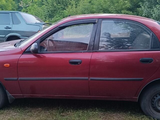 Червоний Деу Сенс, об'ємом двигуна 1.3 л та пробігом 200 тис. км за 1400 $, фото 1 на Automoto.ua