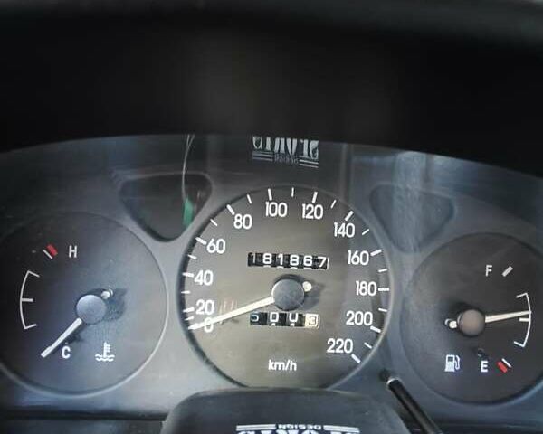 Красный Дэу Сенс, объемом двигателя 1.3 л и пробегом 181 тыс. км за 2000 $, фото 11 на Automoto.ua