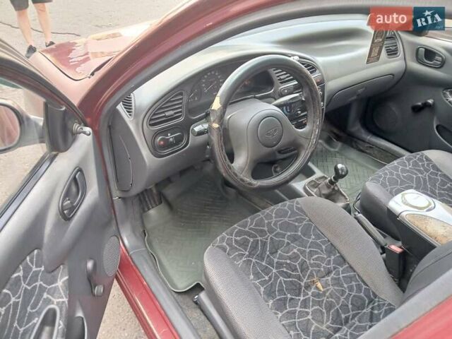Красный Дэу Сенс, объемом двигателя 1.3 л и пробегом 250 тыс. км за 1350 $, фото 6 на Automoto.ua