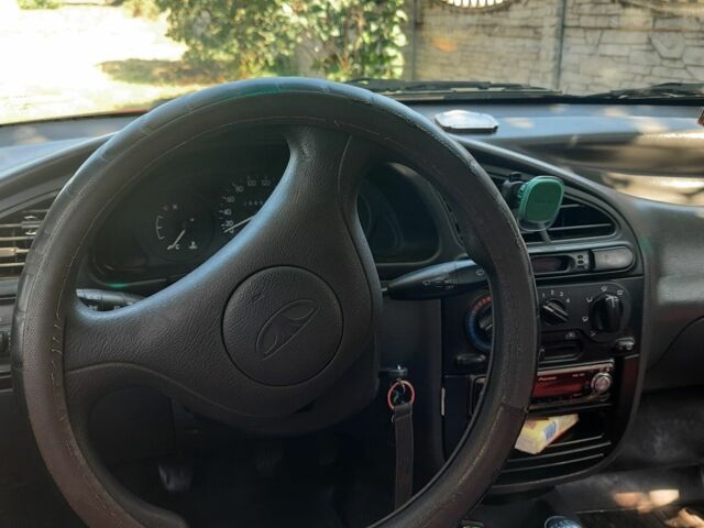 Красный Дэу Сенс, объемом двигателя 1.3 л и пробегом 290 тыс. км за 1900 $, фото 3 на Automoto.ua