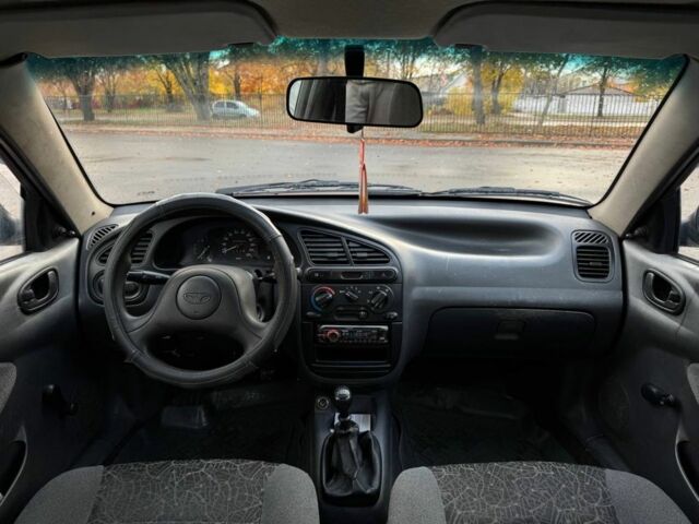 Красный Дэу Сенс, объемом двигателя 1.4 л и пробегом 125 тыс. км за 1400 $, фото 5 на Automoto.ua