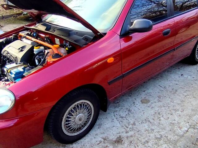 Червоний Деу Сенс, об'ємом двигуна 1.3 л та пробігом 139 тис. км за 2300 $, фото 5 на Automoto.ua