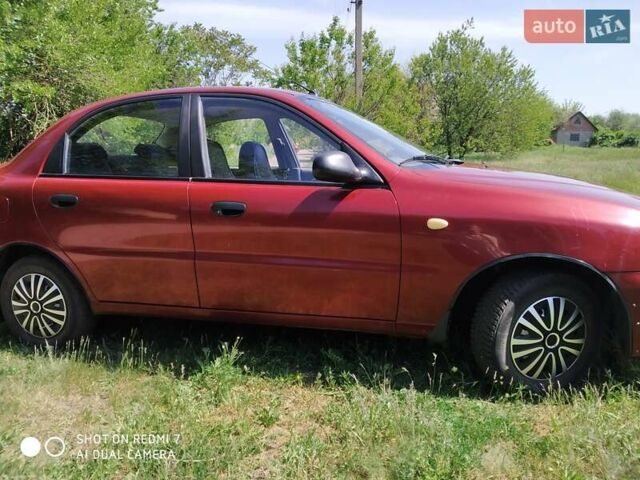 Красный Дэу Сенс, объемом двигателя 1.3 л и пробегом 232 тыс. км за 2150 $, фото 2 на Automoto.ua