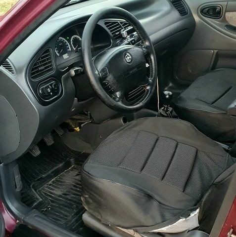 Червоний Деу Сенс, об'ємом двигуна 1.5 л та пробігом 237 тис. км за 2000 $, фото 6 на Automoto.ua