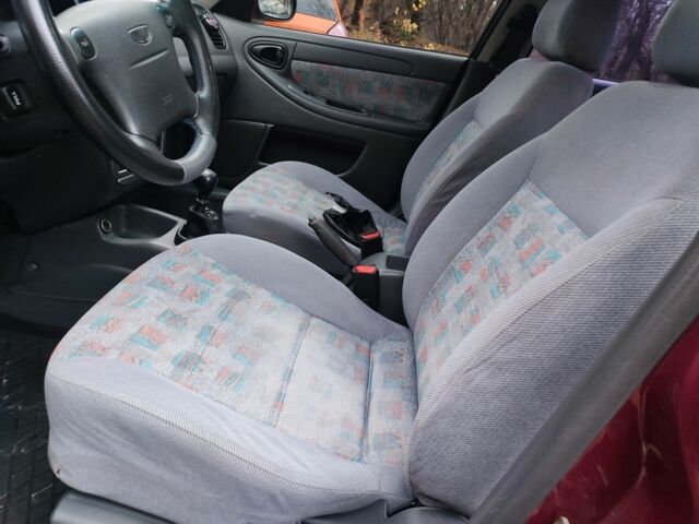 Червоний Деу Сенс, об'ємом двигуна 1.6 л та пробігом 244 тис. км за 2850 $, фото 14 на Automoto.ua