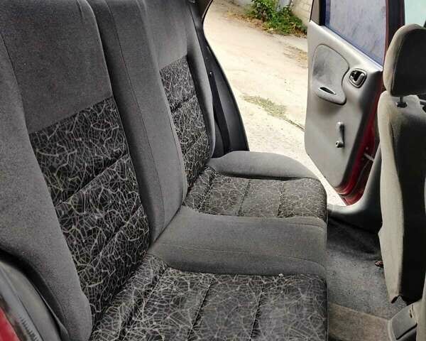 Червоний Деу Сенс, об'ємом двигуна 1.3 л та пробігом 275 тис. км за 1300 $, фото 1 на Automoto.ua