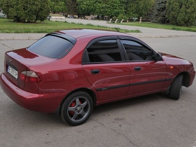 Красный Дэу Сенс, объемом двигателя 1.5 л и пробегом 300 тыс. км за 3500 $, фото 4 на Automoto.ua