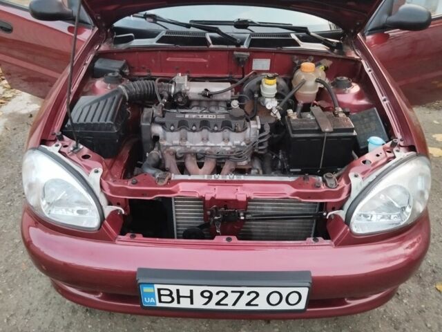 Деу Сенс 2005 у Одесі на Automoto.ua Червоний Деу Сенс, об'ємом двигуна 1.5 л та пробігом 257 тис. км за 2000 $, фото 14 на Automoto.ua