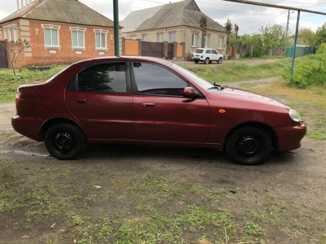 Красный Дэу Сенс, объемом двигателя 1.3 л и пробегом 330 тыс. км за 1400 $, фото 4 на Automoto.ua