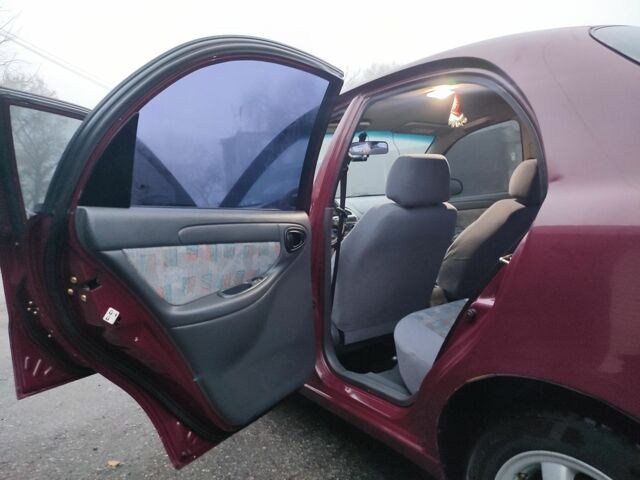 Червоний Деу Сенс, об'ємом двигуна 1.6 л та пробігом 244 тис. км за 2850 $, фото 9 на Automoto.ua