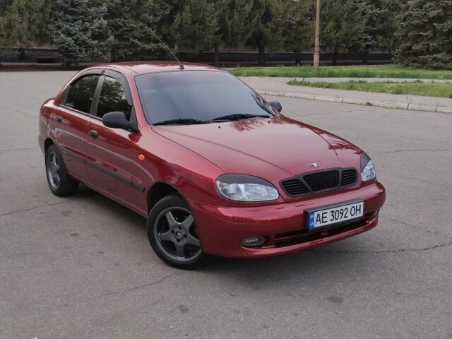 Красный Дэу Сенс, объемом двигателя 1.5 л и пробегом 300 тыс. км за 3500 $, фото 5 на Automoto.ua