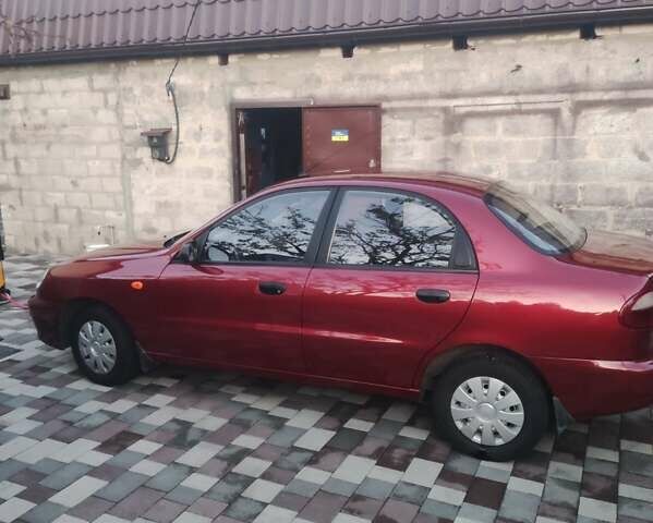 Красный Дэу Сенс, объемом двигателя 1.3 л и пробегом 83 тыс. км за 3100 $, фото 1 на Automoto.ua