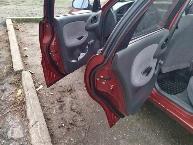 Красный Дэу Сенс, объемом двигателя 1.5 л и пробегом 216 тыс. км за 2500 $, фото 12 на Automoto.ua