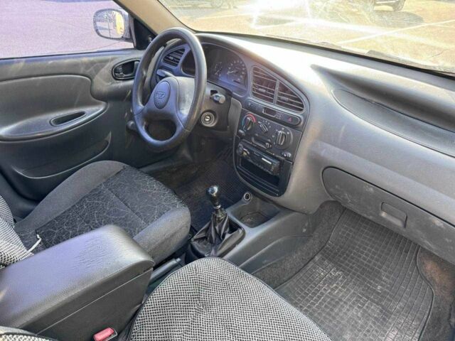 Красный Дэу Сенс, объемом двигателя 1.3 л и пробегом 250 тыс. км за 1300 $, фото 9 на Automoto.ua