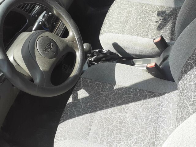 Червоний Деу Сенс, об'ємом двигуна 1.3 л та пробігом 178 тис. км за 1750 $, фото 6 на Automoto.ua