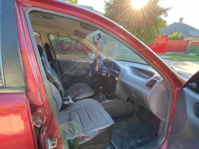 Червоний Деу Сенс, об'ємом двигуна 1.3 л та пробігом 200 тис. км за 1191 $, фото 3 на Automoto.ua