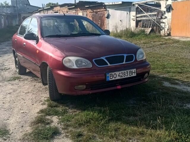 Красный Дэу Сенс, объемом двигателя 1.3 л и пробегом 240 тыс. км за 1800 $, фото 1 на Automoto.ua