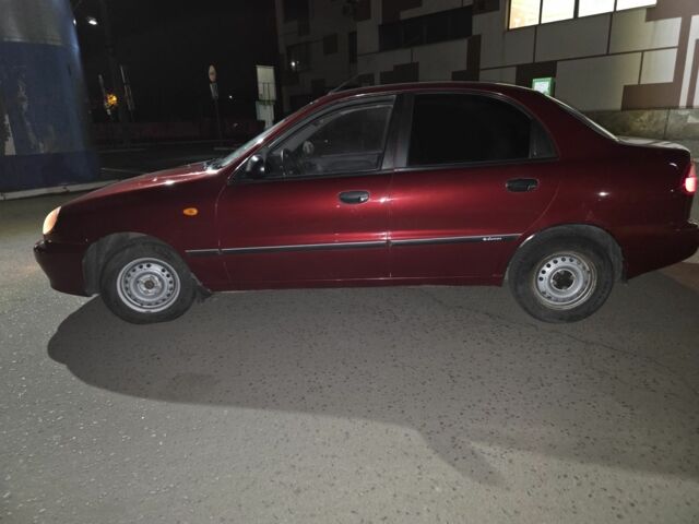 Червоний Деу Сенс, об'ємом двигуна 1.3 л та пробігом 140 тис. км за 2300 $, фото 1 на Automoto.ua