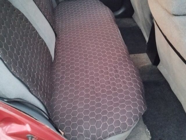 Деу Сенс 2005 у Одесі на Automoto.ua Червоний Деу Сенс, об'ємом двигуна 1.5 л та пробігом 257 тис. км за 2000 $, фото 10 на Automoto.ua